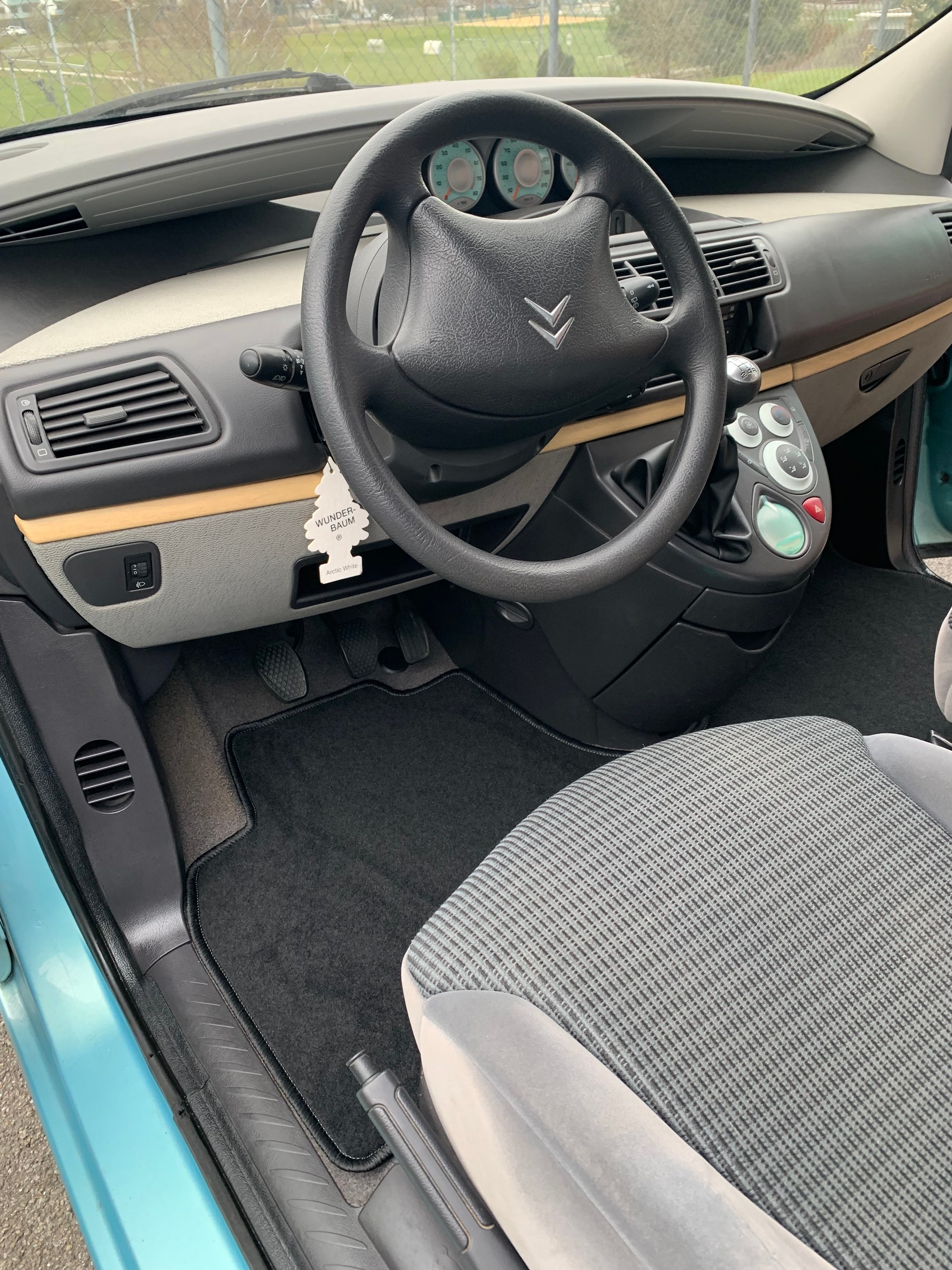 CITROEN C8 2.0 16V X (Rossignol)-image-4