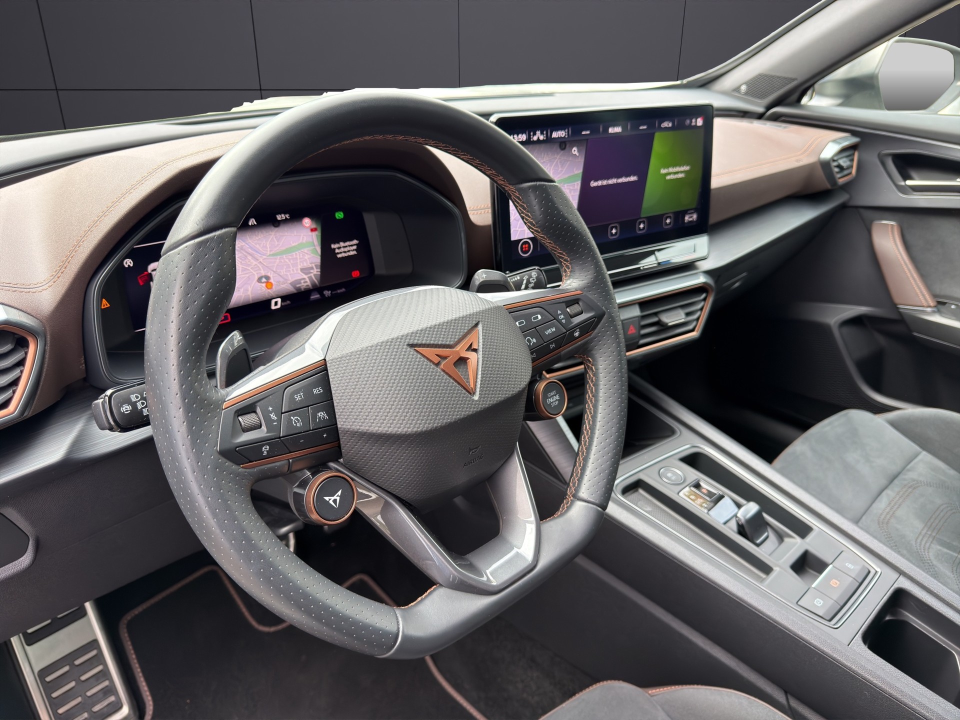 CUPRA Formentor 2.5TSI VZ5 Taiga Grey 4Drive DSG-image-8