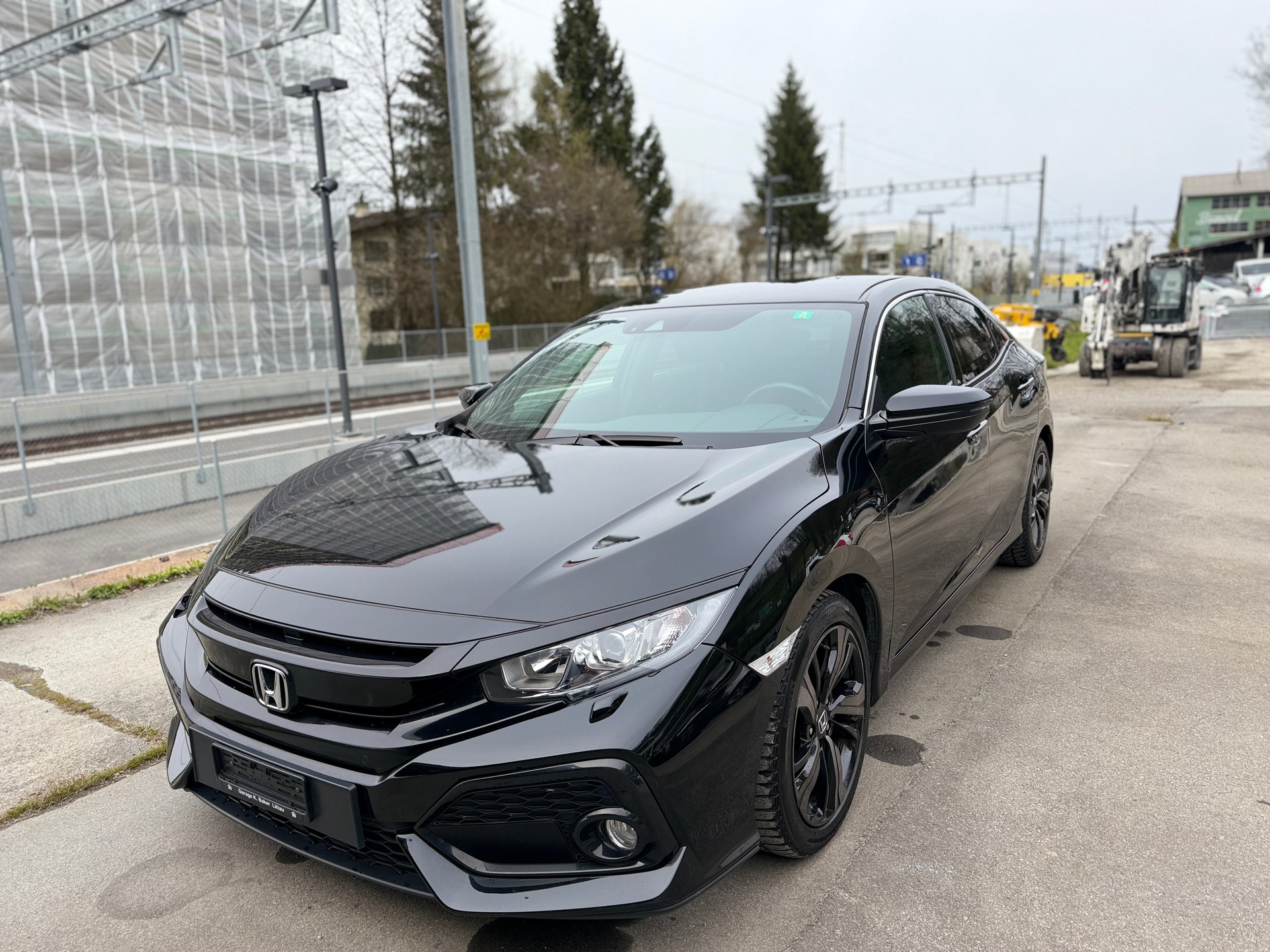 HONDA Civic 1.0 VTEC Elegance CVT-image-1
