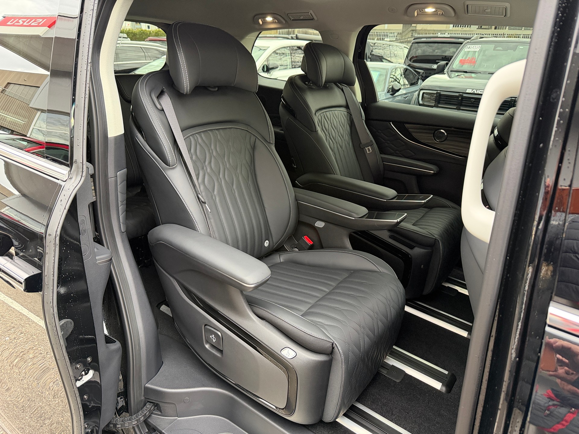 FORTHING 9 1.5T PHEV 7 Sitze Full Option Plugin-image-27