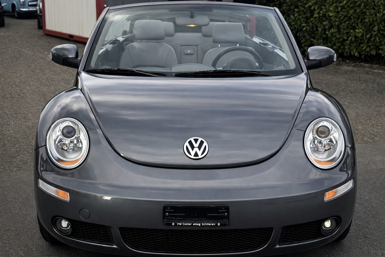 VW Beetle Cabrio 1.8 T Sixty-image-6