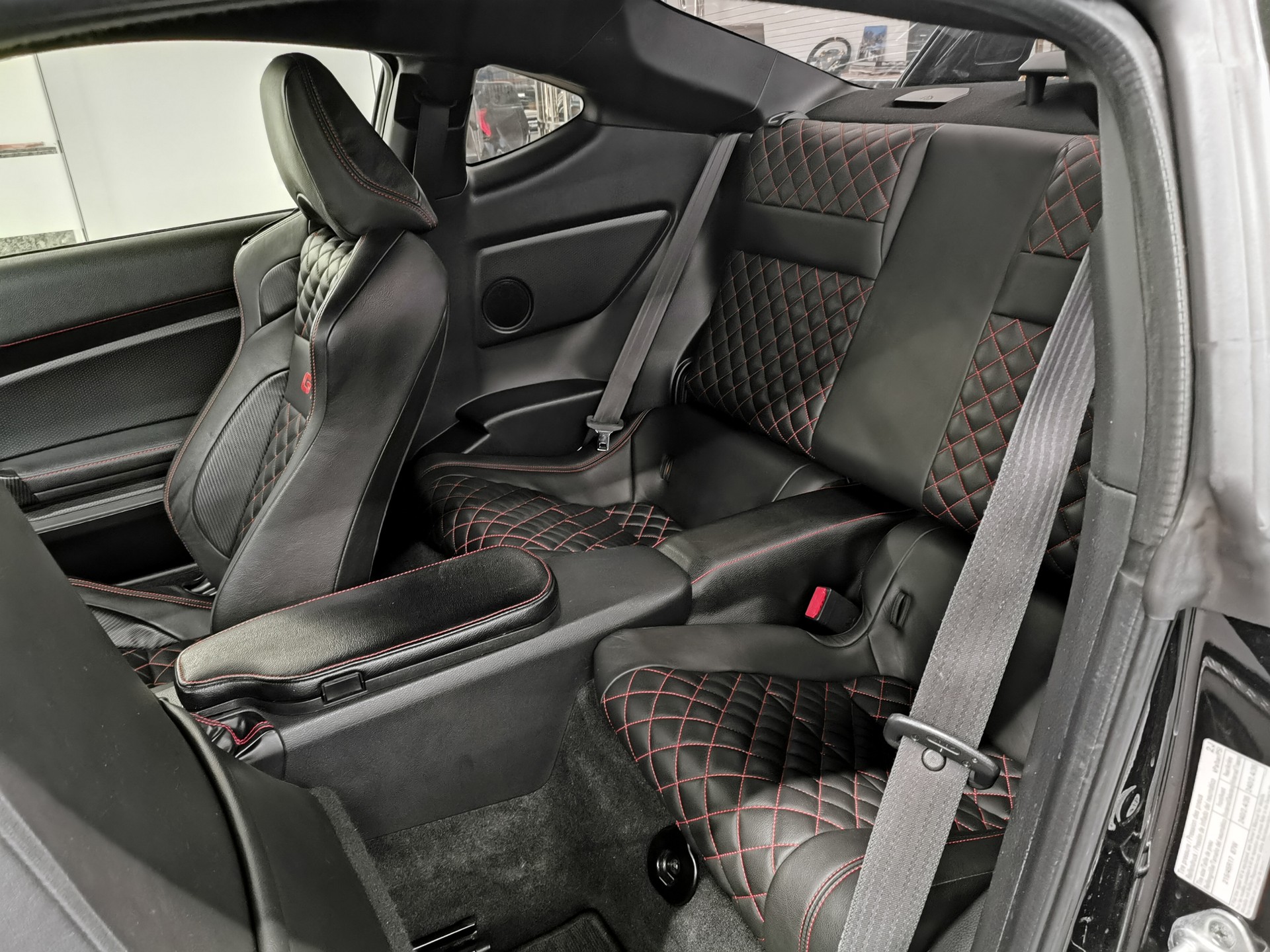 TOYOTA GT 86 2.0 D-4S Race 268PS Aerodynamik Paket ab Werk-image-12