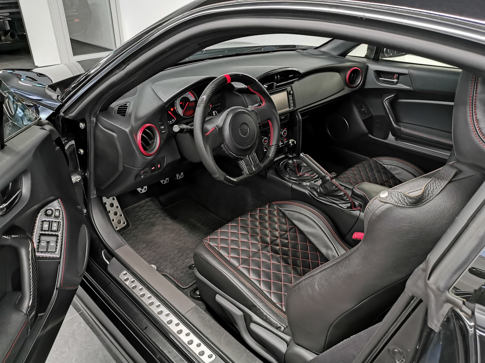 TOYOTA GT 86 2.0 D-4S Race 268PS Aerodynamik Paket ab Werk-image-7