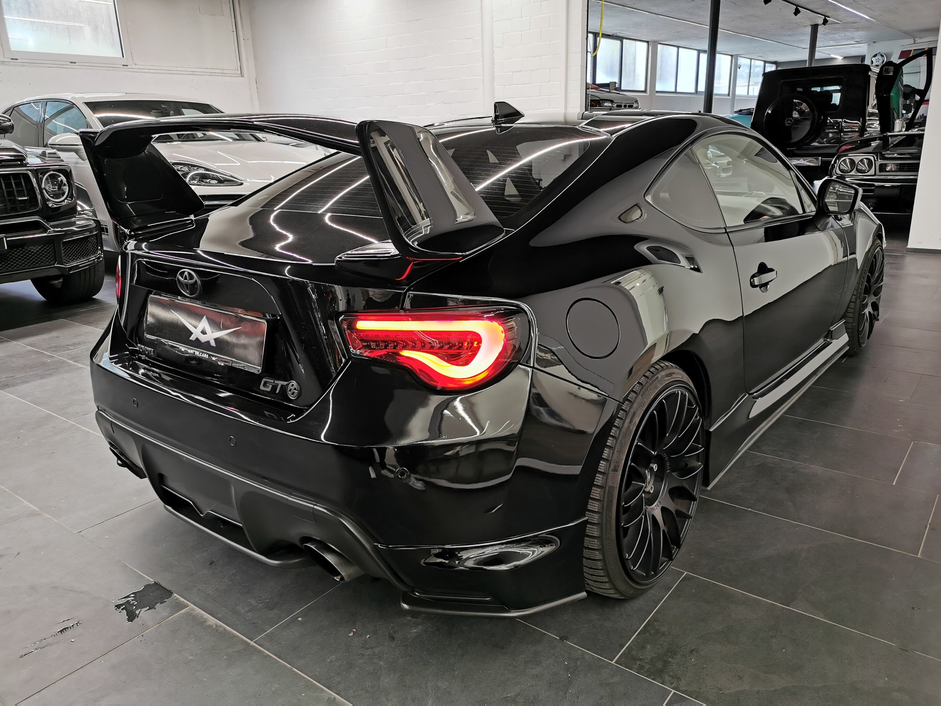 TOYOTA GT 86 2.0 D-4S Race 268PS Aerodynamik Paket ab Werk-image-6