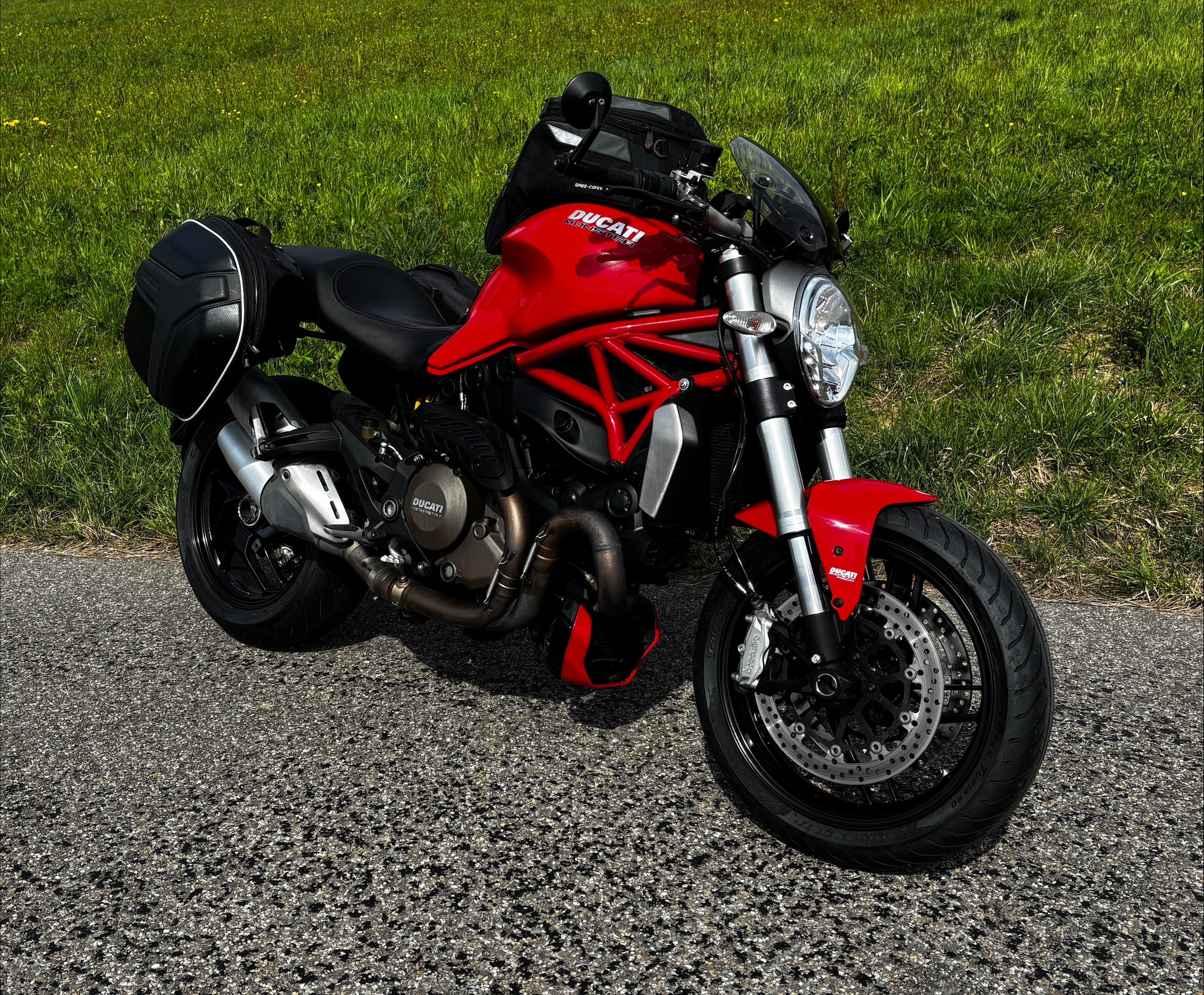 DUCATI Monster 1200 ABS-image-1
