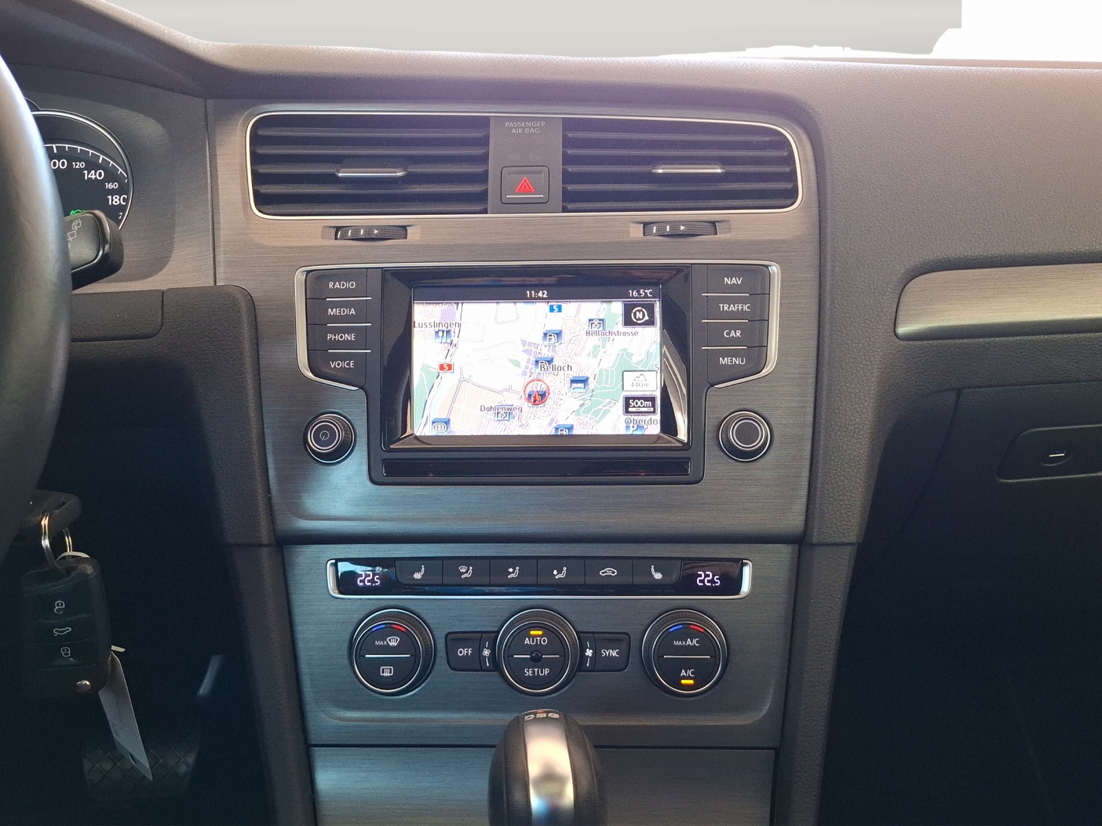 VW Golf 1.4 TSI Comfortline DSG // 8-fach Aluminiumbereift-image-13