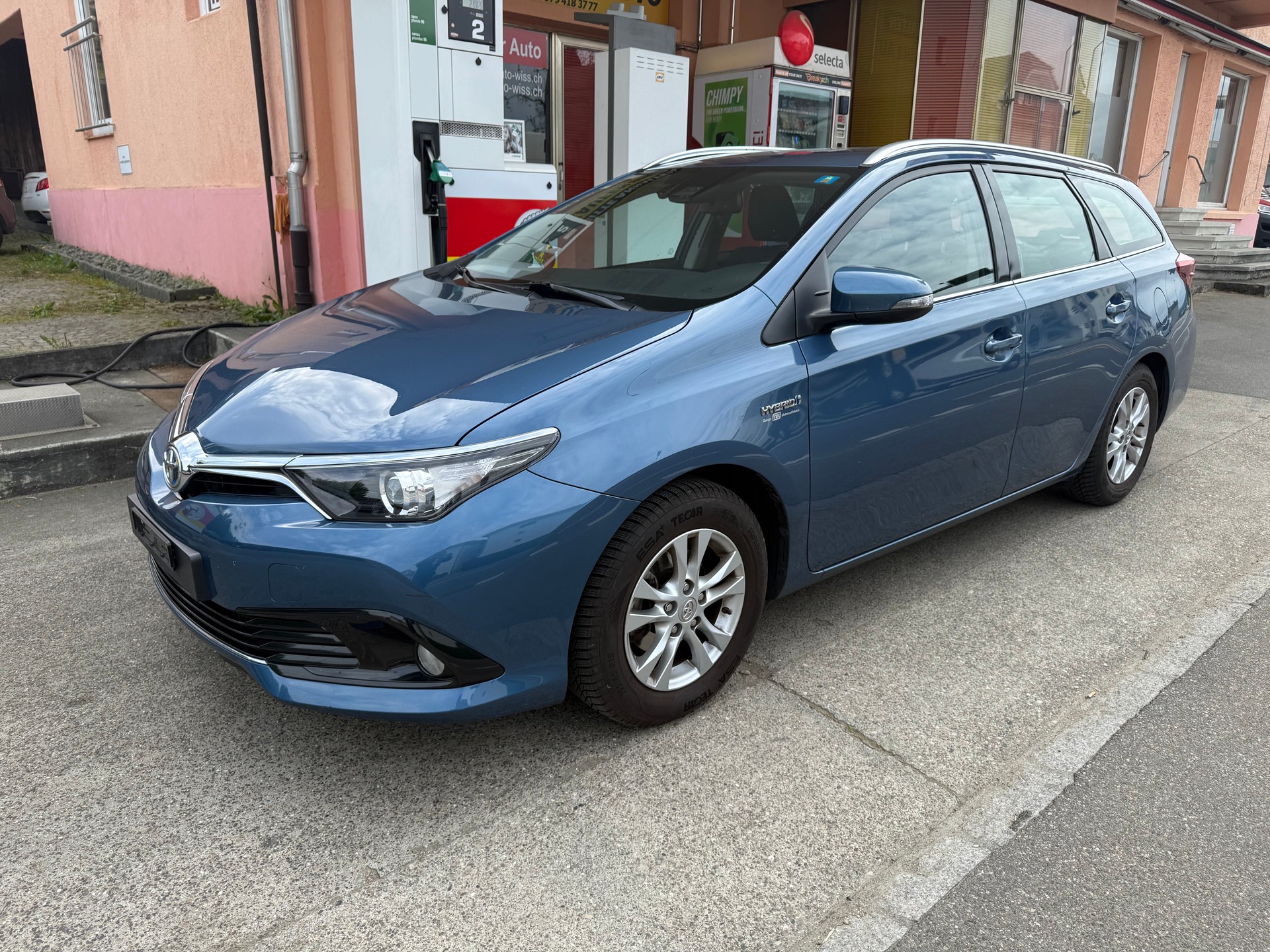 TOYOTA Auris Touring Sports 1.8 HSD Trend e-CVT