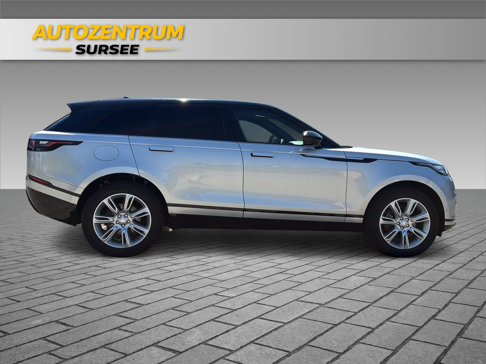LAND ROVER Range Rover Velar 2.0 T P300 SE-image-9