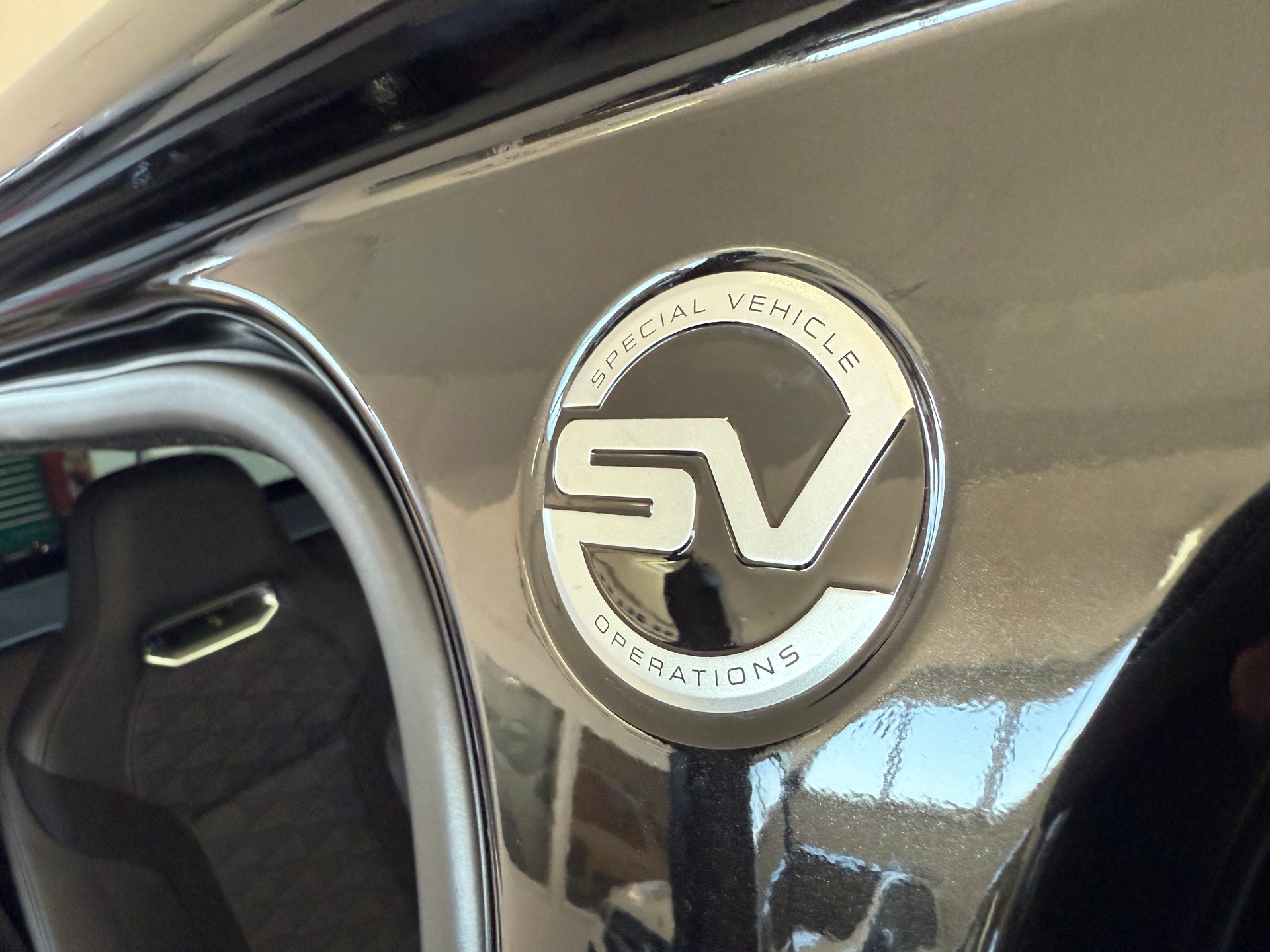 LAND ROVER Range Rover Sport 5.0 V8 S/C SVR Automatic-image-7