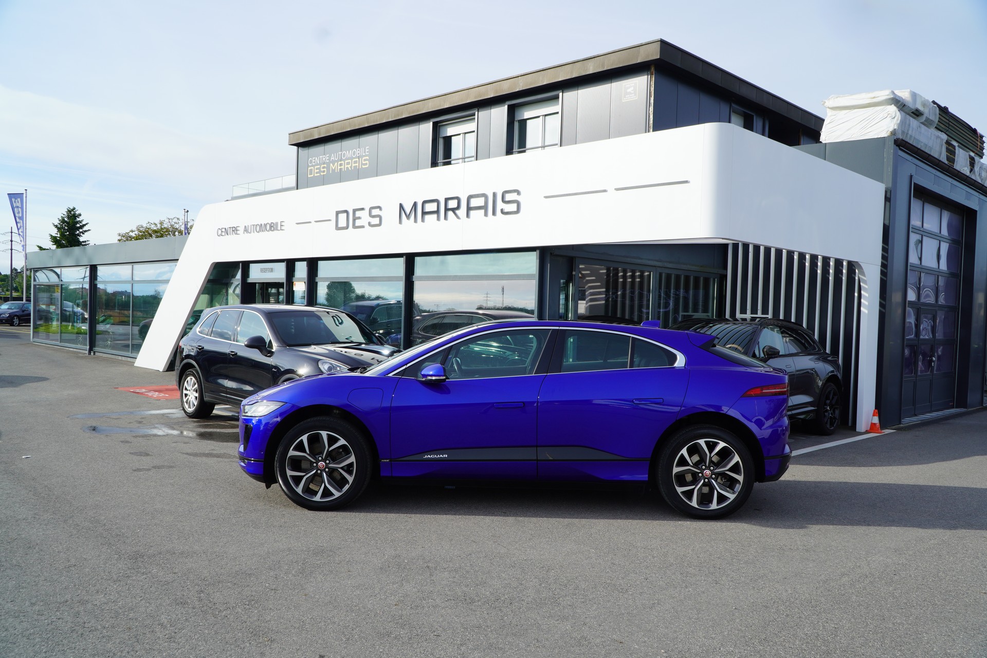 JAGUAR I-Pace EV400 HSE AWD-image-5