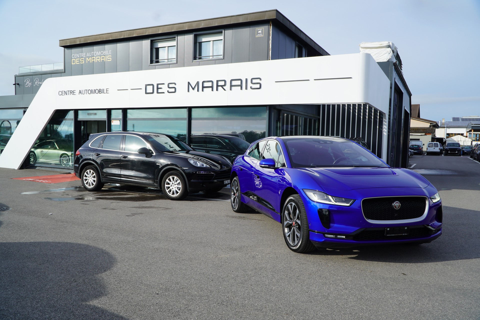 JAGUAR I-Pace EV400 HSE AWD-showroom-element-1