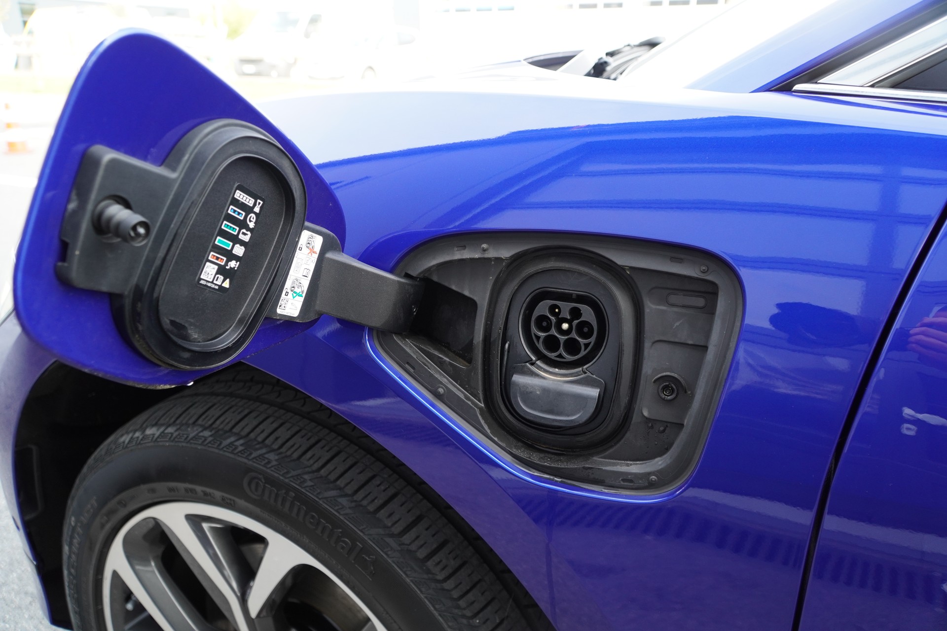 JAGUAR I-Pace EV400 HSE AWD-image-30