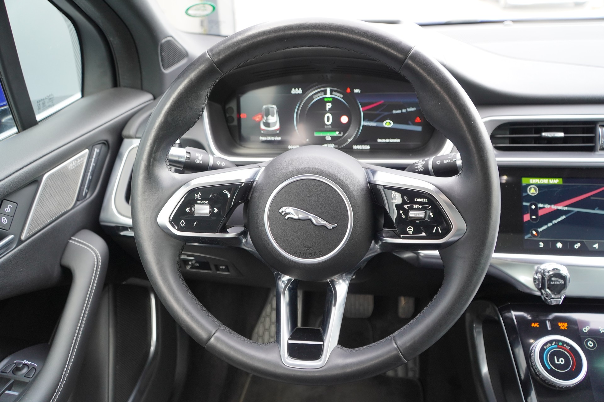 JAGUAR I-Pace EV400 HSE AWD-image-13