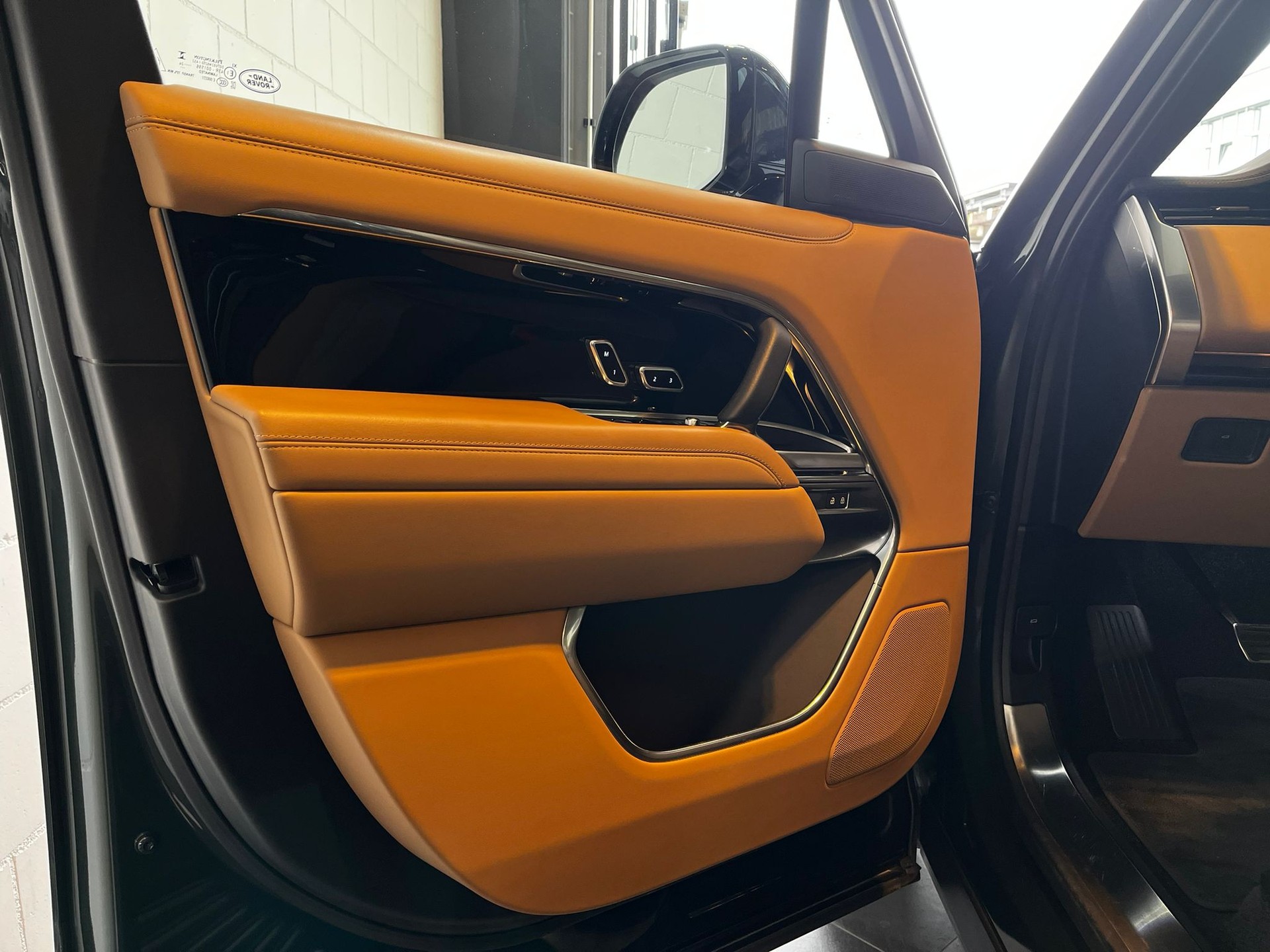 LAND ROVER RR D350 3.0D I6 HSE-image-20
