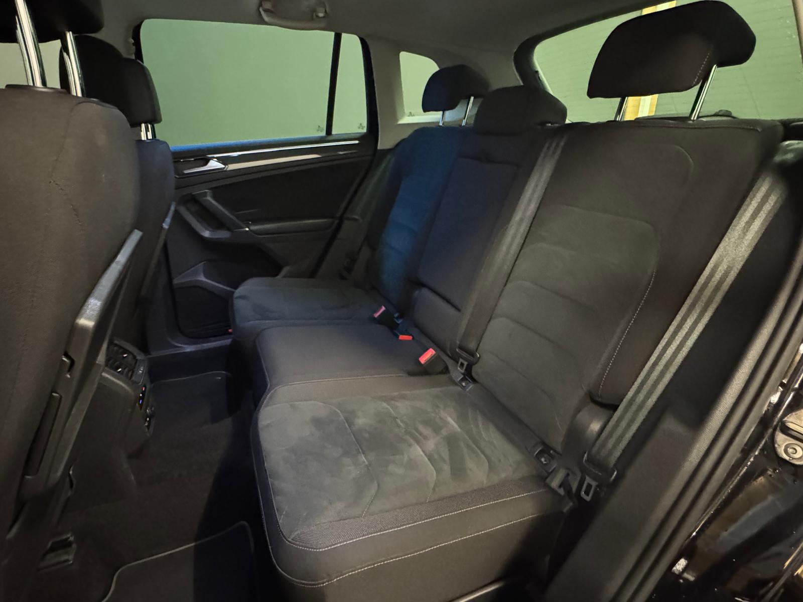 VW Tiguan 2.0TSI Highline 4Motion DSG-image-12