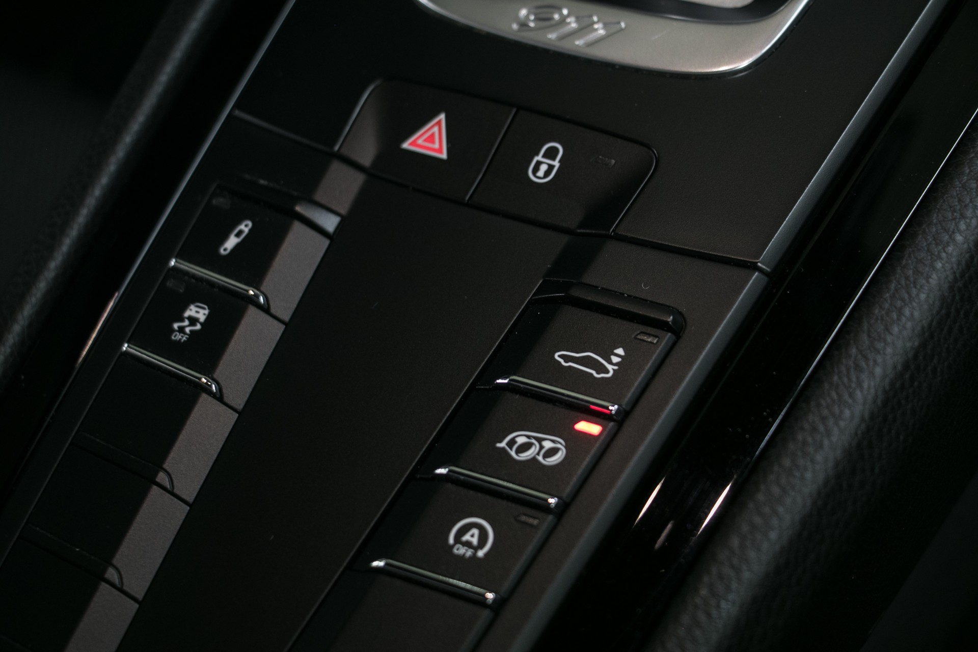 PORSCHE 911 Carrera T PDK-image-8