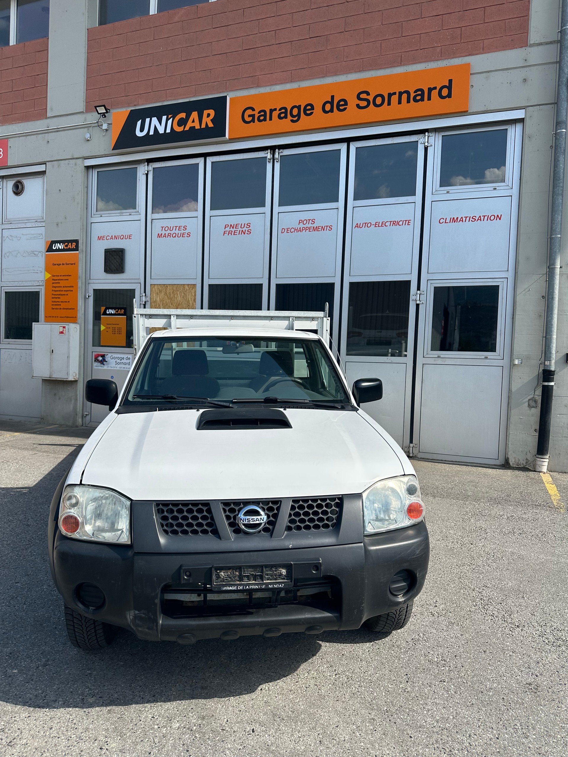 NISSAN NP300 4x4 Single Cab Fahrgestell-image-0