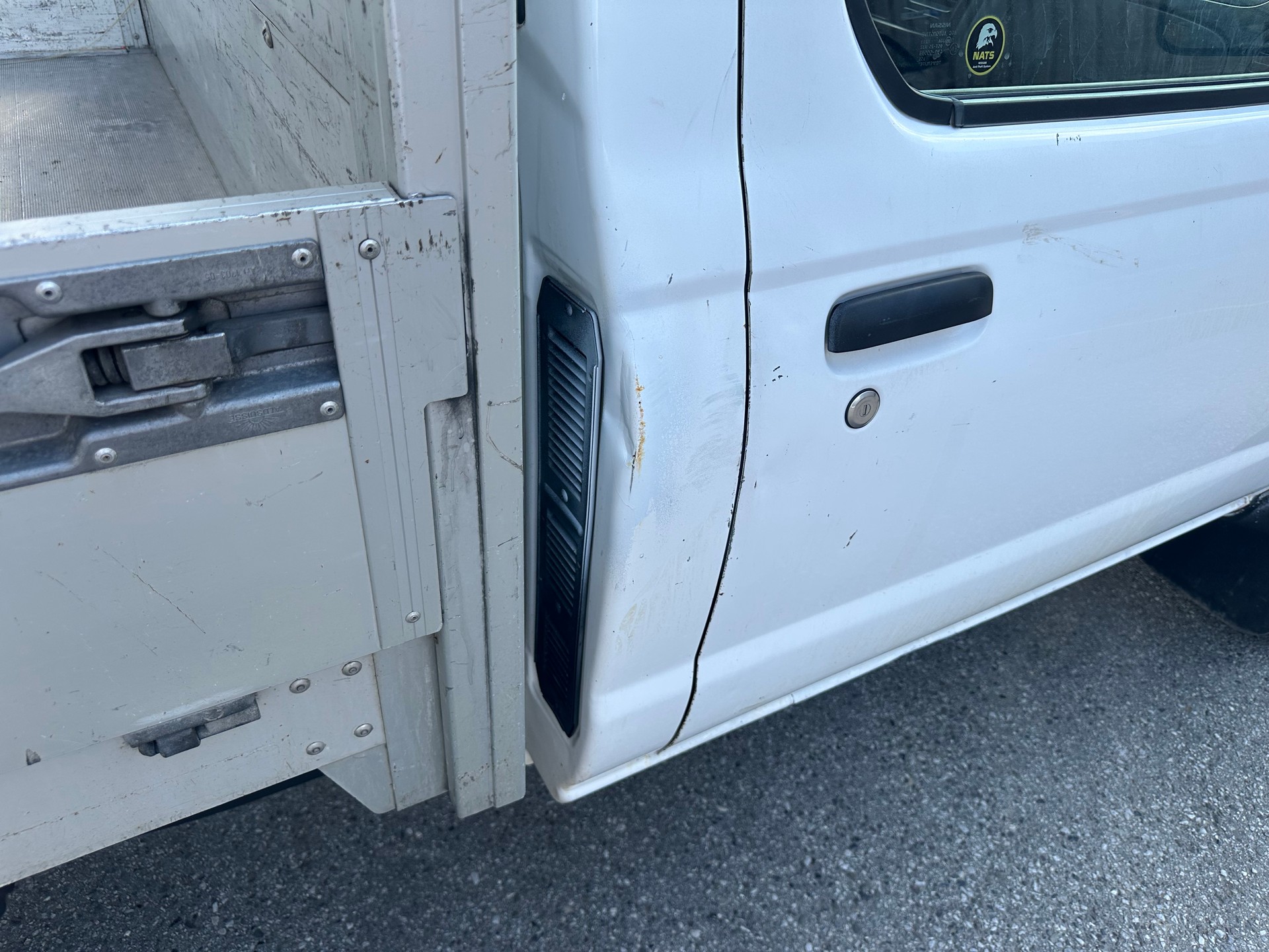 NISSAN NP300 4x4 Single Cab Fahrgestell-image-3