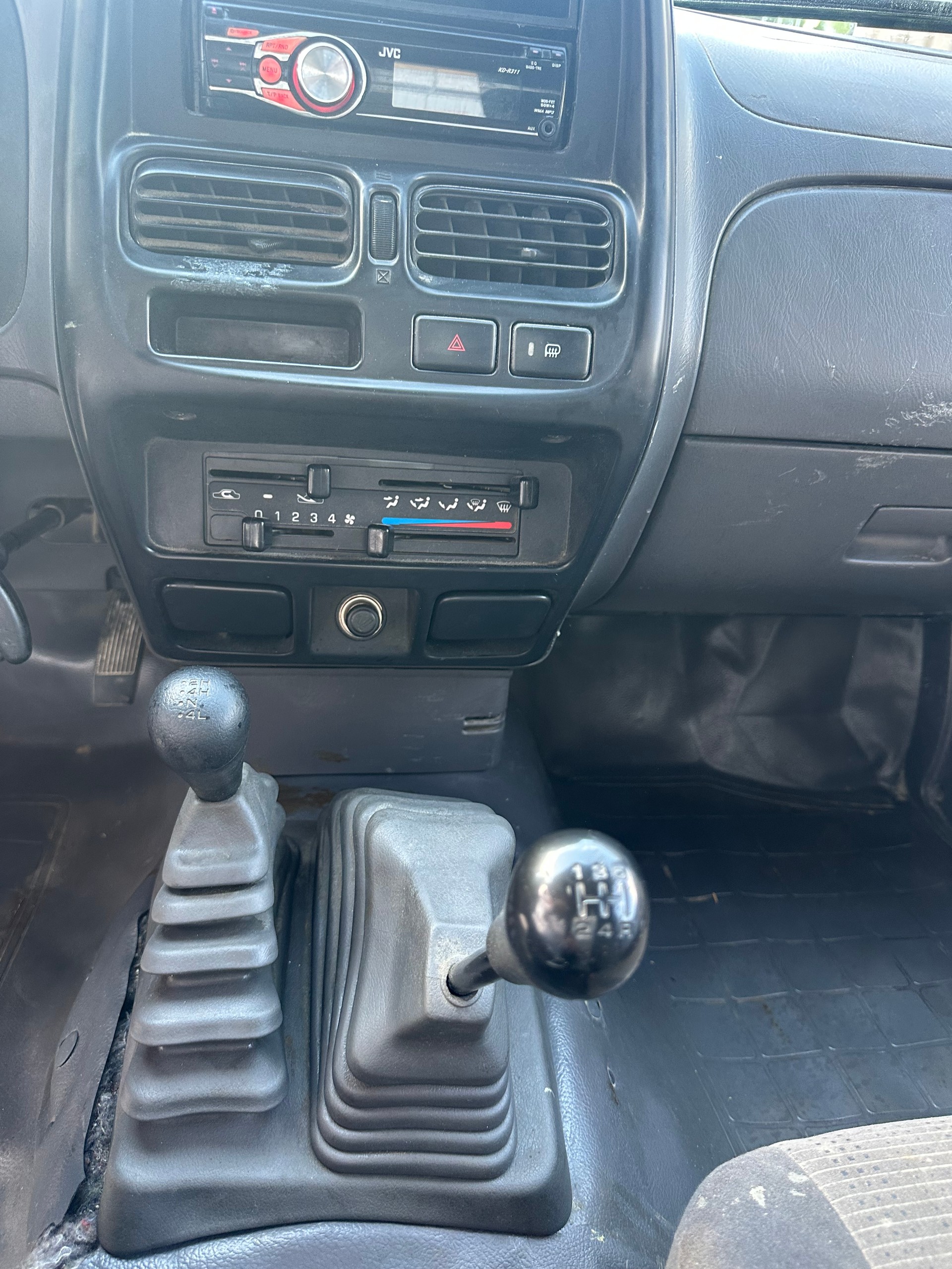 NISSAN NP300 4x4 Single Cab Fahrgestell-image-10