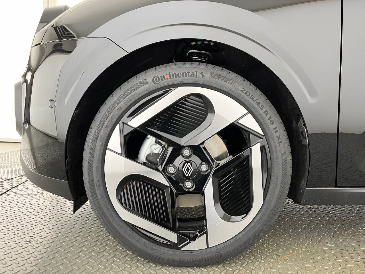 RENAULT Twingo E-Tech Urban Range techno-image-5