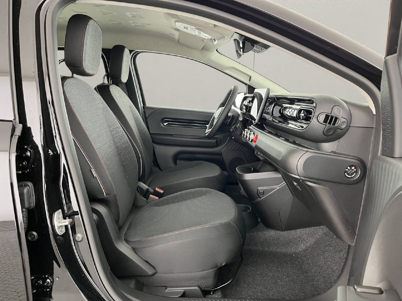 RENAULT Twingo E-Tech Urban Range techno-image-15