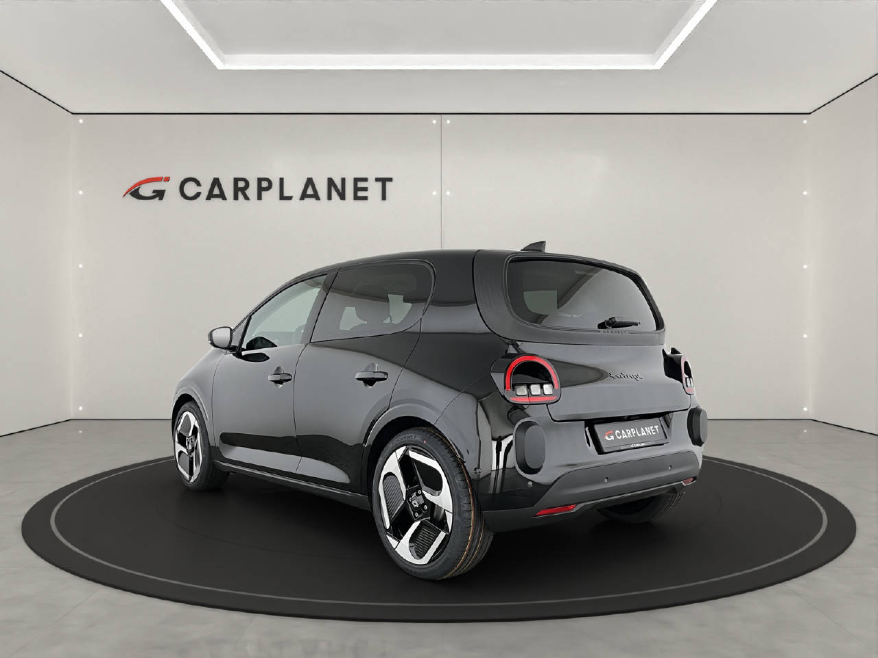 RENAULT Twingo E-Tech Urban Range techno-showroom-element-2
