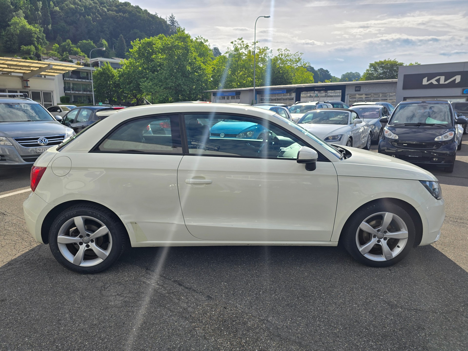 AUDI A1 1.2 TFSI Attraction-image-8