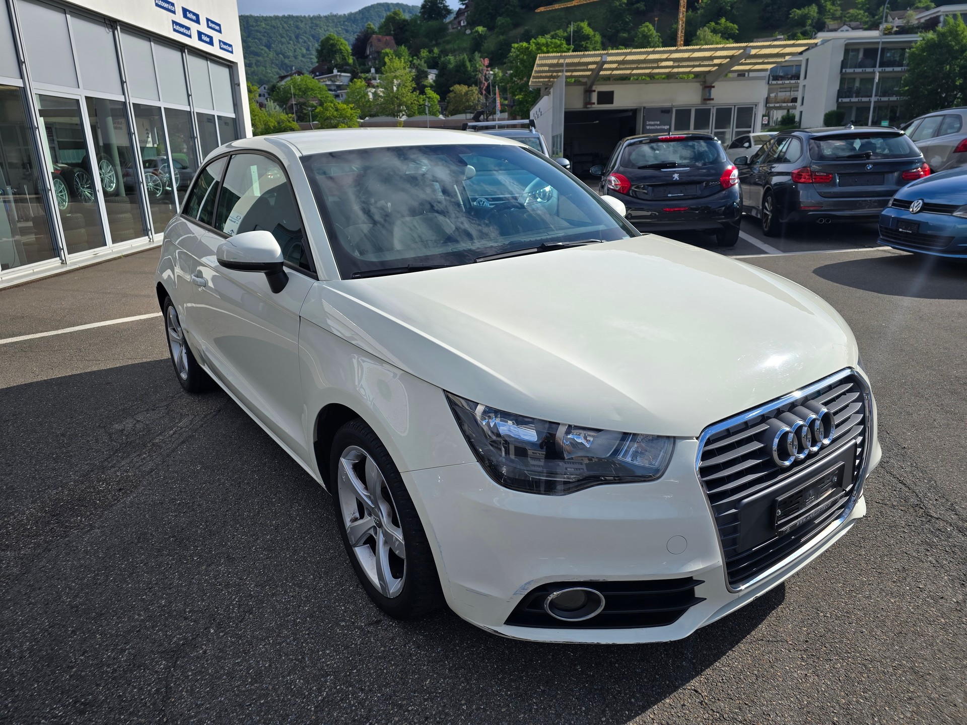AUDI A1 1.2 TFSI Attraction-showroom-element-1
