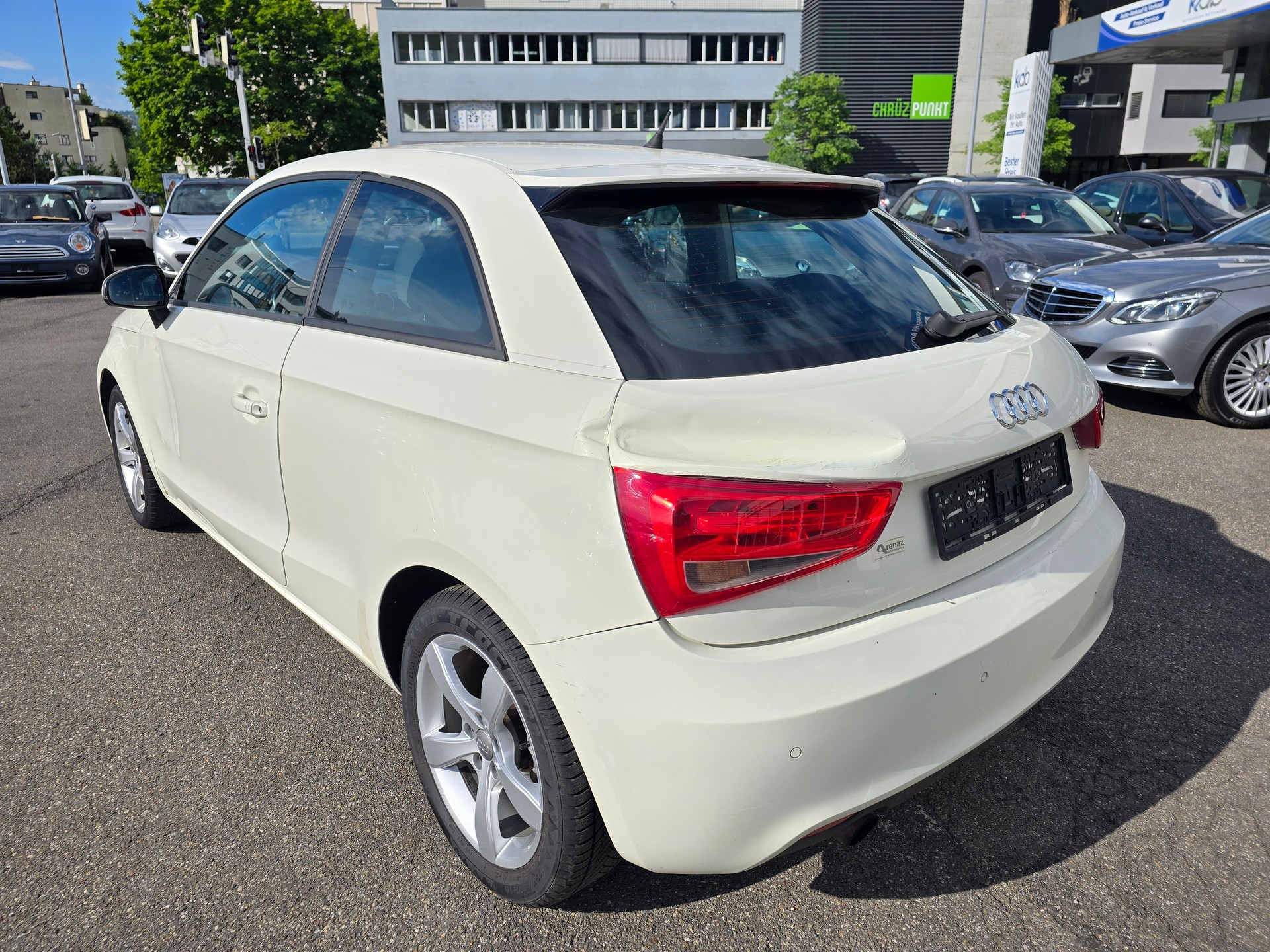 AUDI A1 1.2 TFSI Attraction-image-6