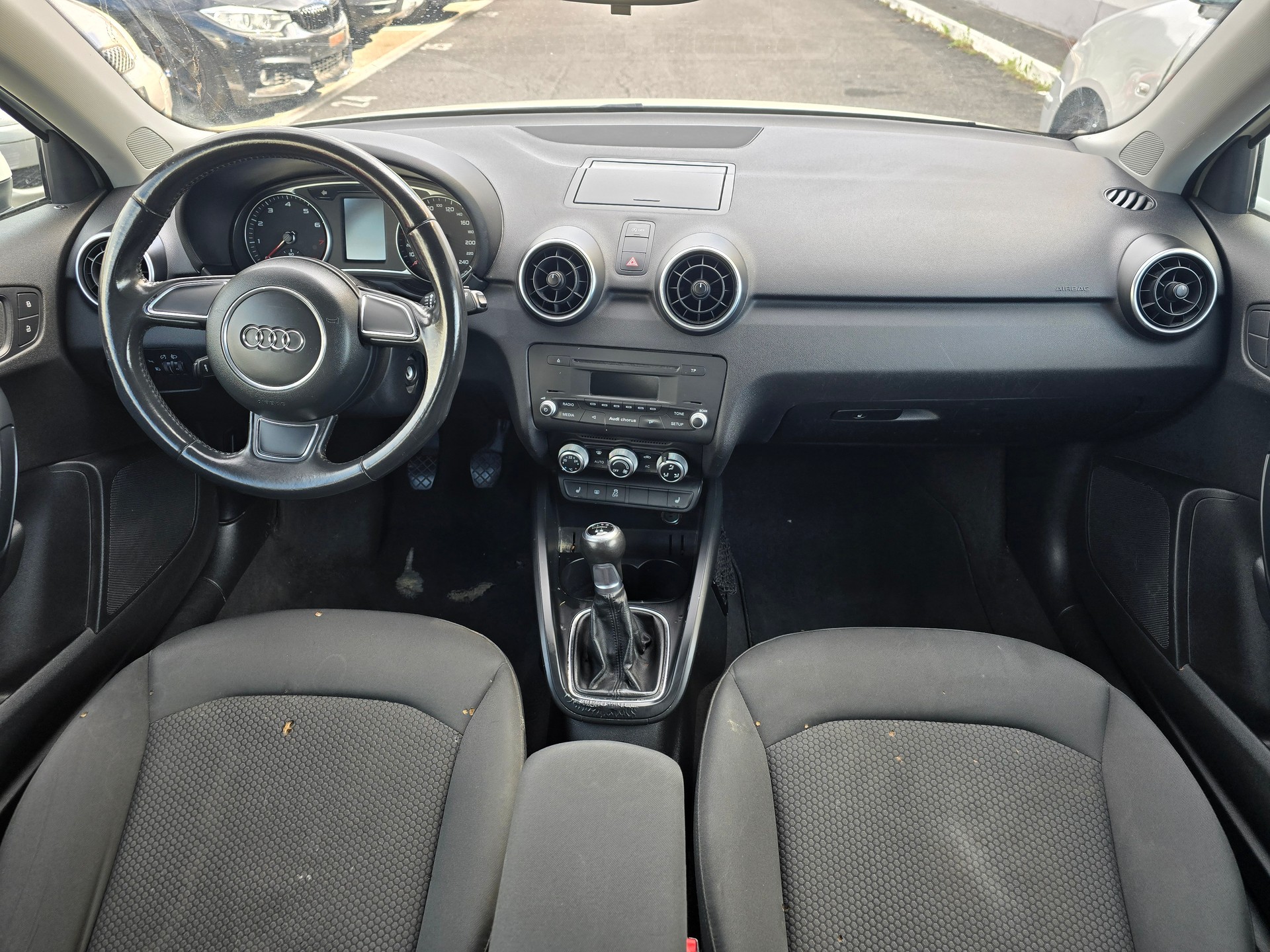 AUDI A1 1.2 TFSI Attraction-showroom-element-3