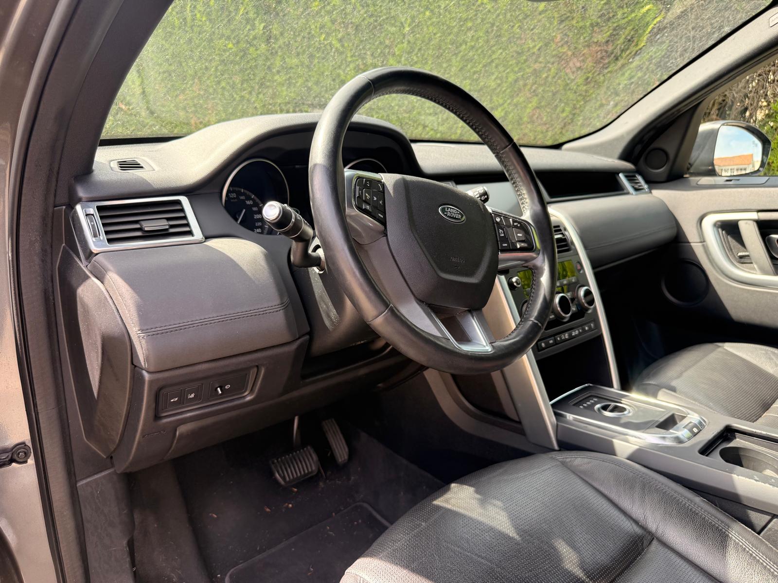 LAND ROVER Discovery Sport 2.0 TD4 HSE AT9 Voiture avec problème de turbo vendu dans sont état-image-7