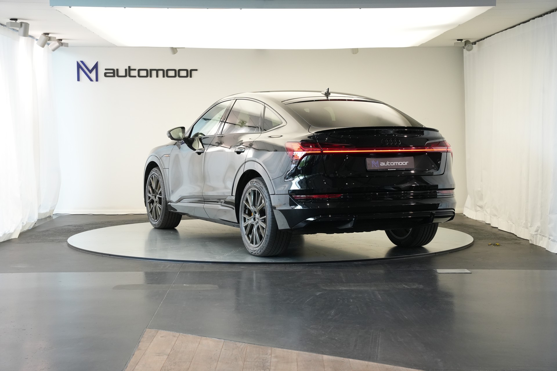 AUDI e-tron 50 Sportback S Line Attraction quattro-image-6