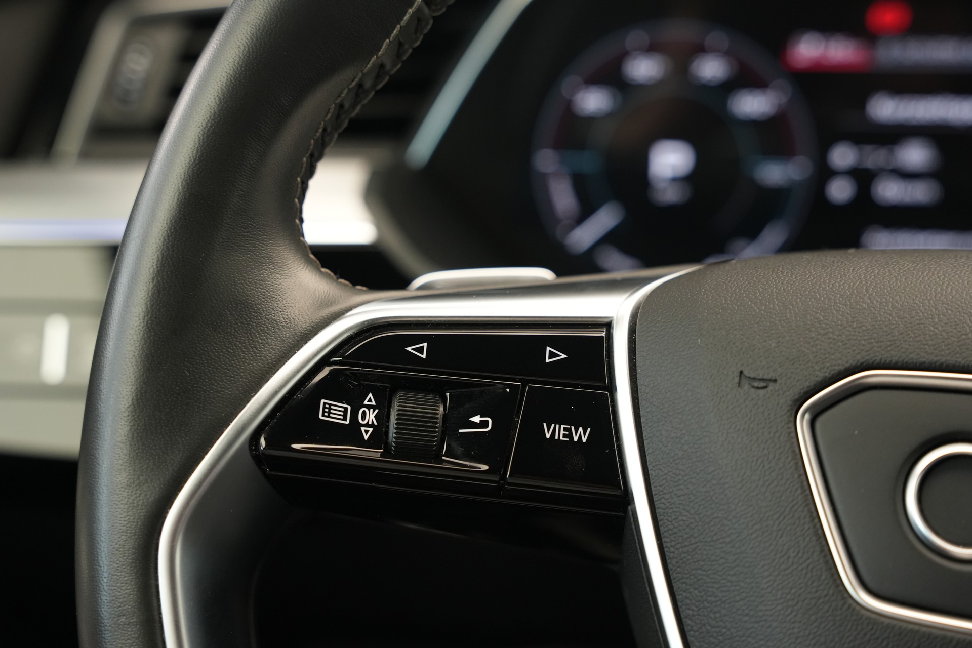 AUDI e-tron 50 Sportback S Line Attraction quattro-image-23