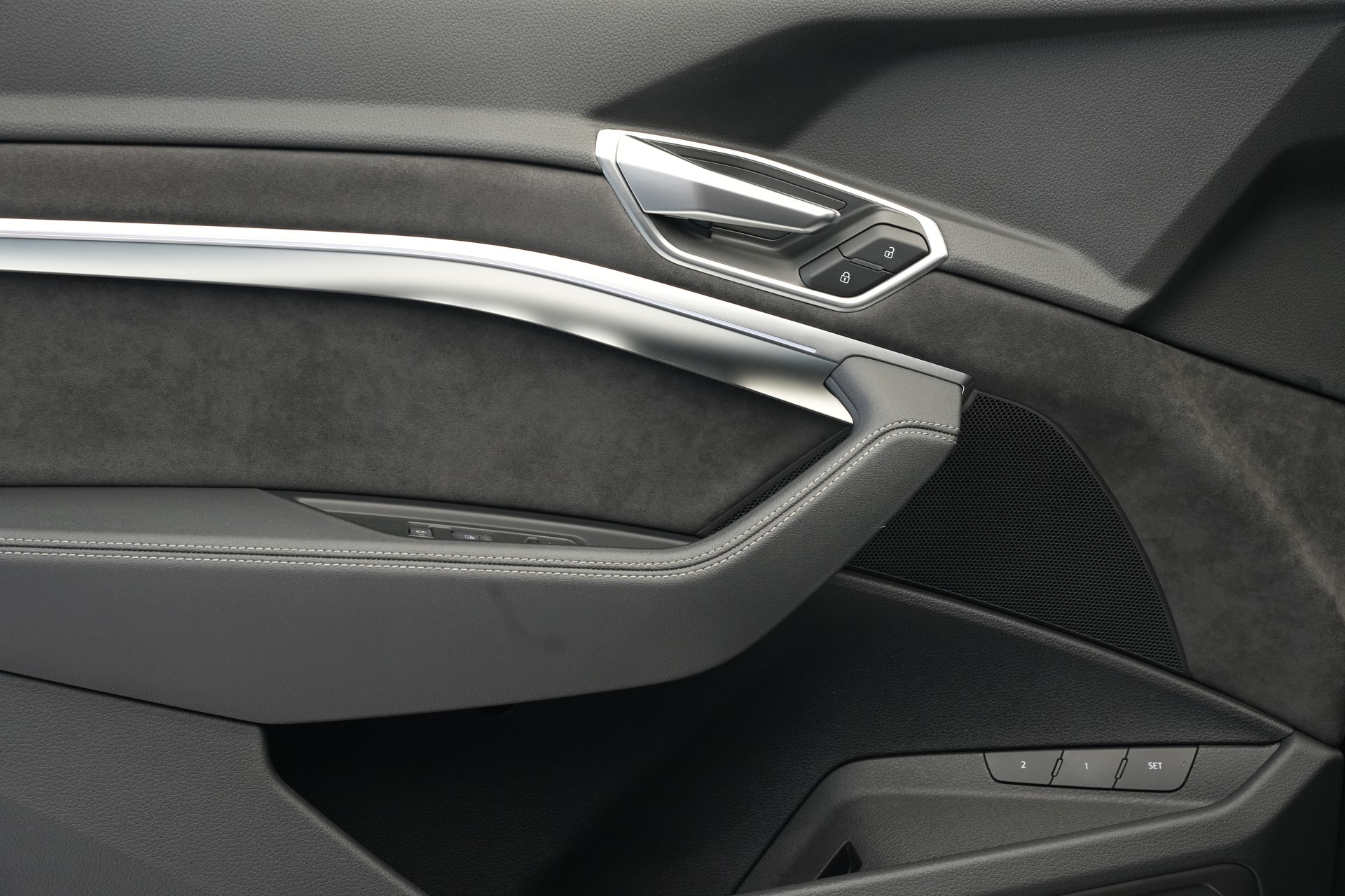 AUDI e-tron 50 Sportback S Line Attraction quattro-image-16