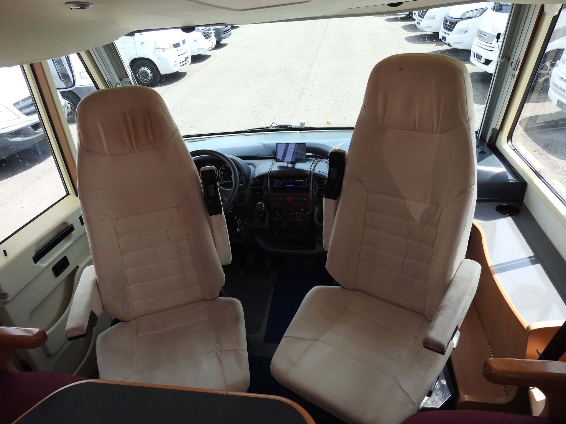 FIAT 18 Q 2.8 JTD Frankia-image-14