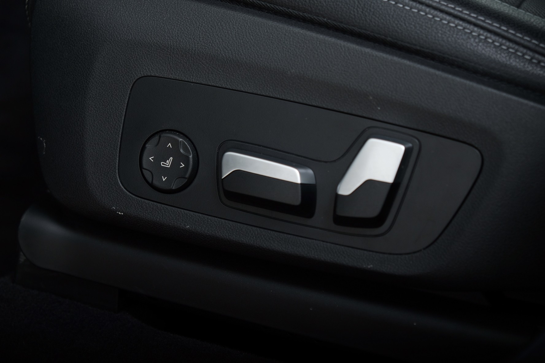 BMW X3 G01 M40d-image-10