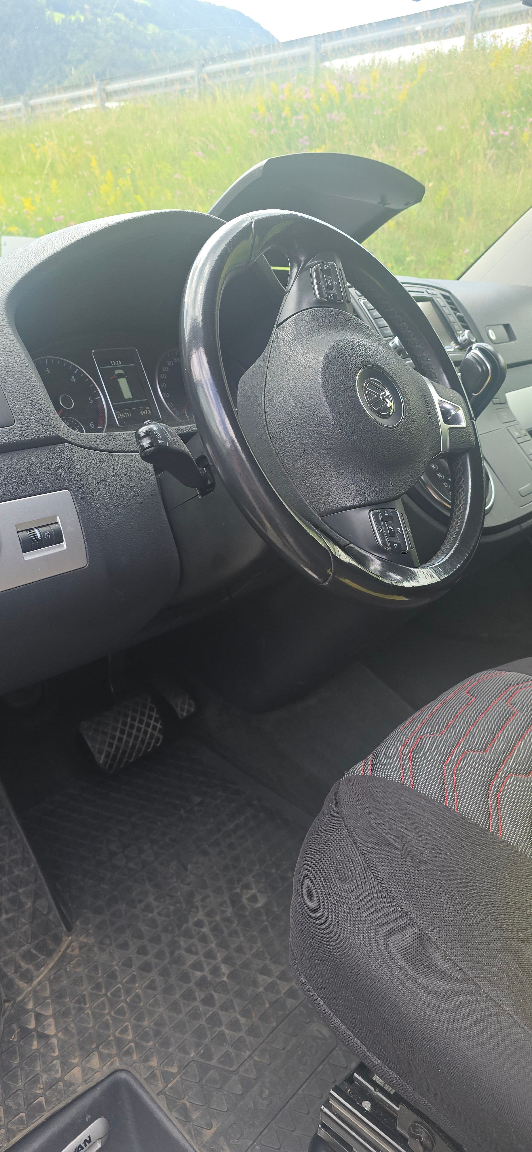 VW T5 Multivan 2.0 Bi-TDI CR Highline 4Motion DSG-image-3