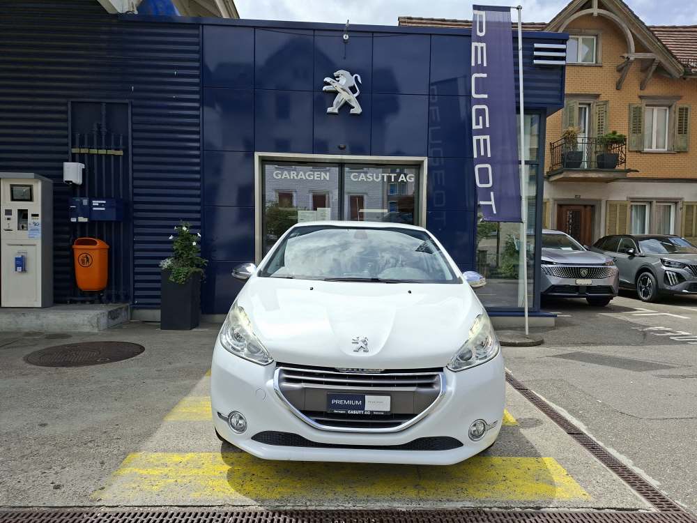 PEUGEOT 208 1.6 THP Allure-showroom-element-1