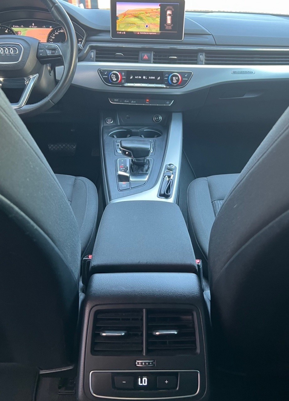 AUDI A4 Avant 2.0 TDI Design quattro S-tronic-image-11