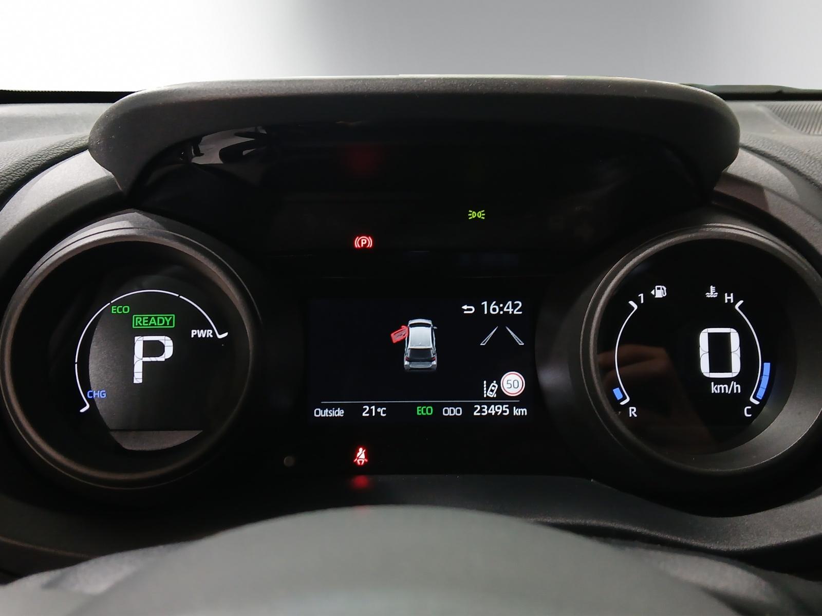 TOYOTA Yaris 1.5 VVT-i HSD Trend-image-10