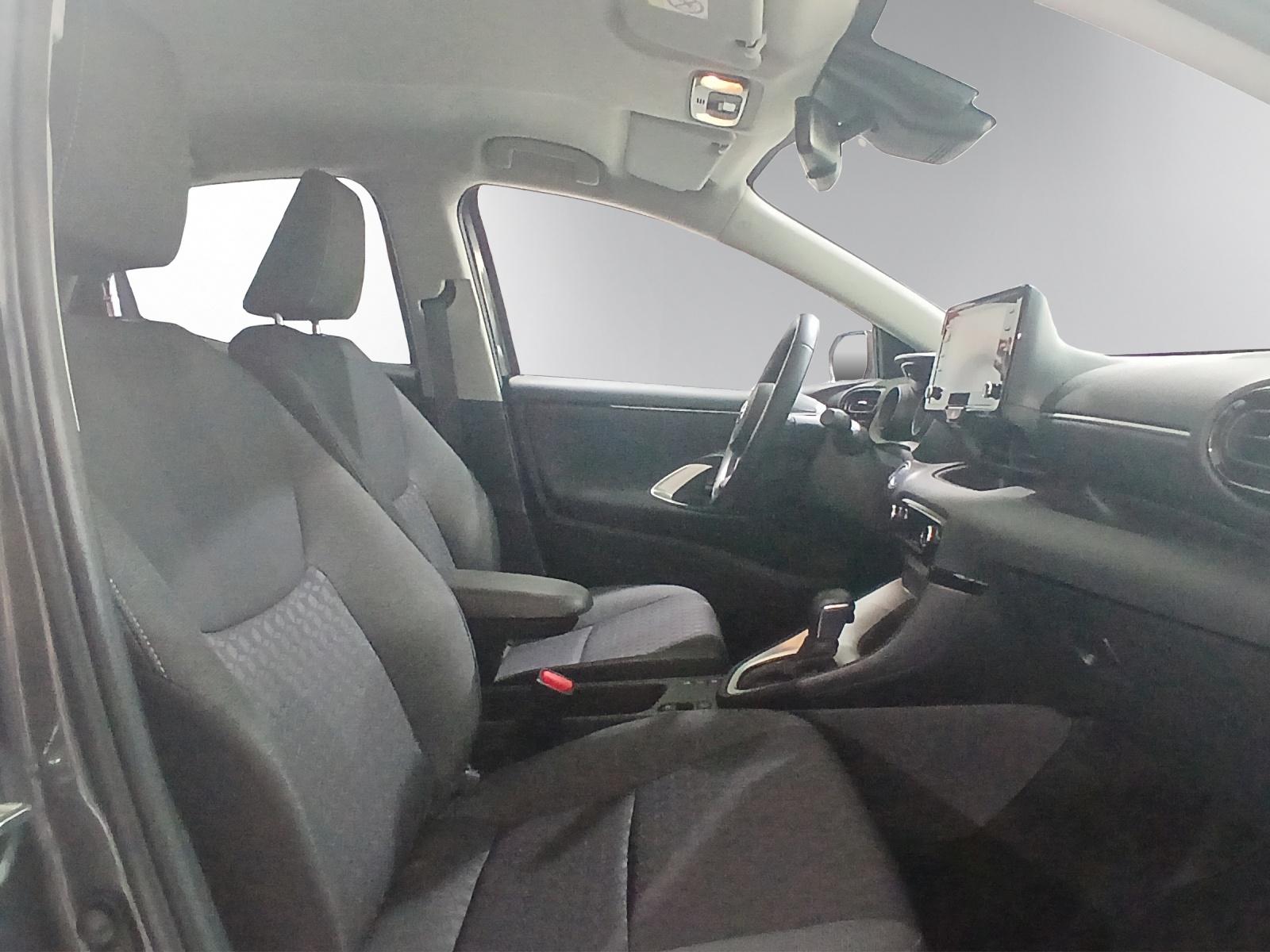 TOYOTA Yaris 1.5 VVT-i HSD Trend-image-7