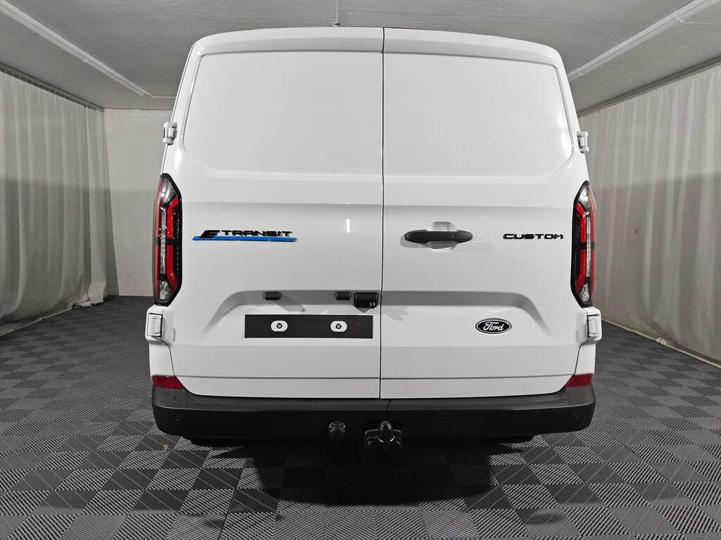 FORD E-Transit C Van 320 L1 Trend-image-4