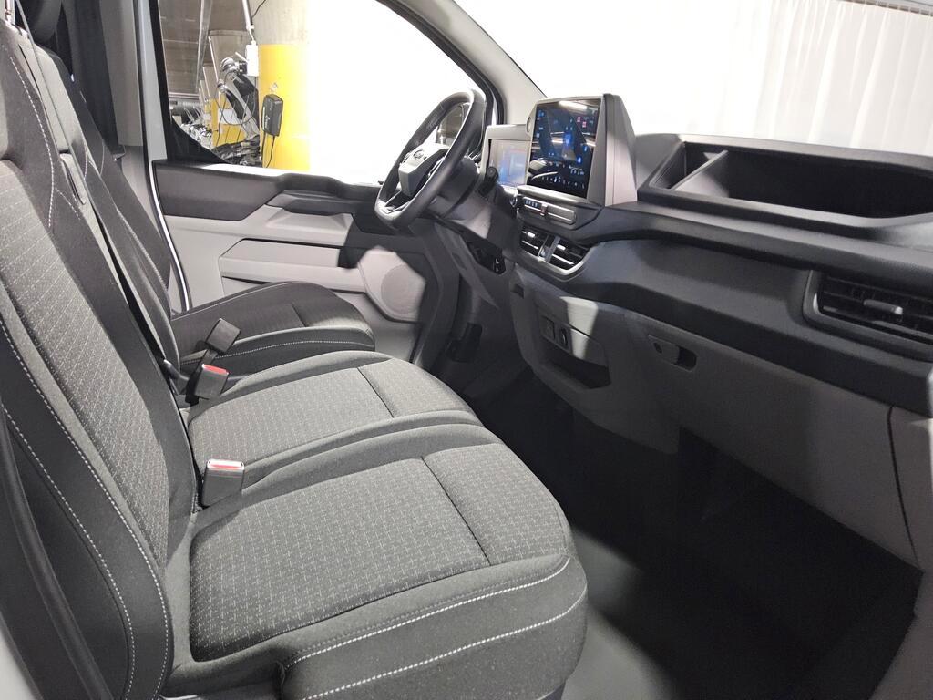 FORD E-Transit C Van 320 L1 Trend-image-10