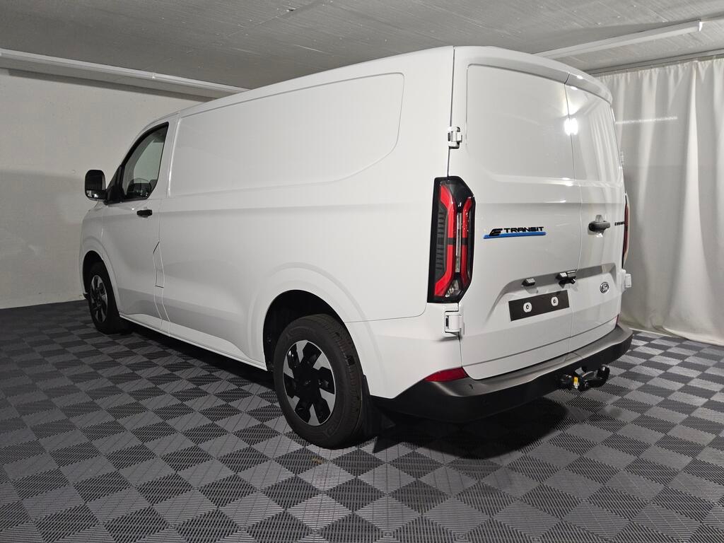 FORD E-Transit C Van 320 L1 Trend-showroom-element-3