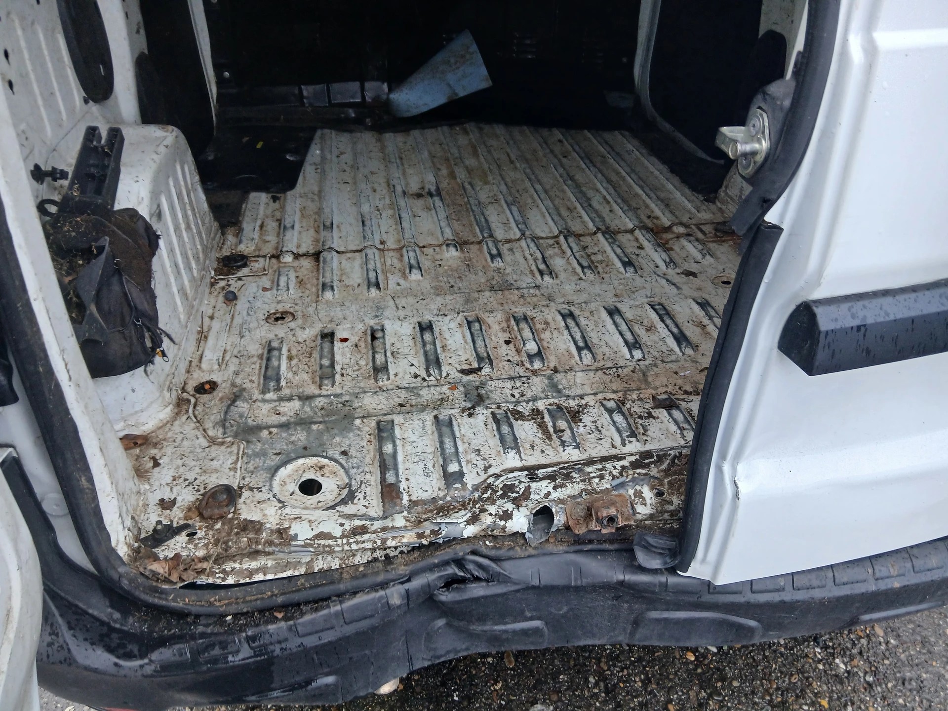 RENAULT KANGOO CH Fahrzeug-image-3