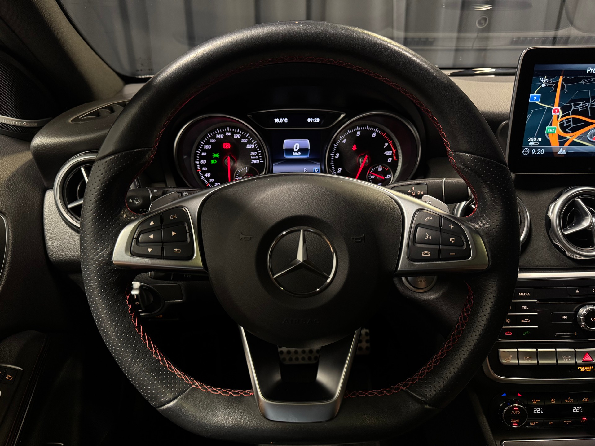 MERCEDES-BENZ GLA 220 AMG Line 4Matic 7G-DCT (26)-image-10