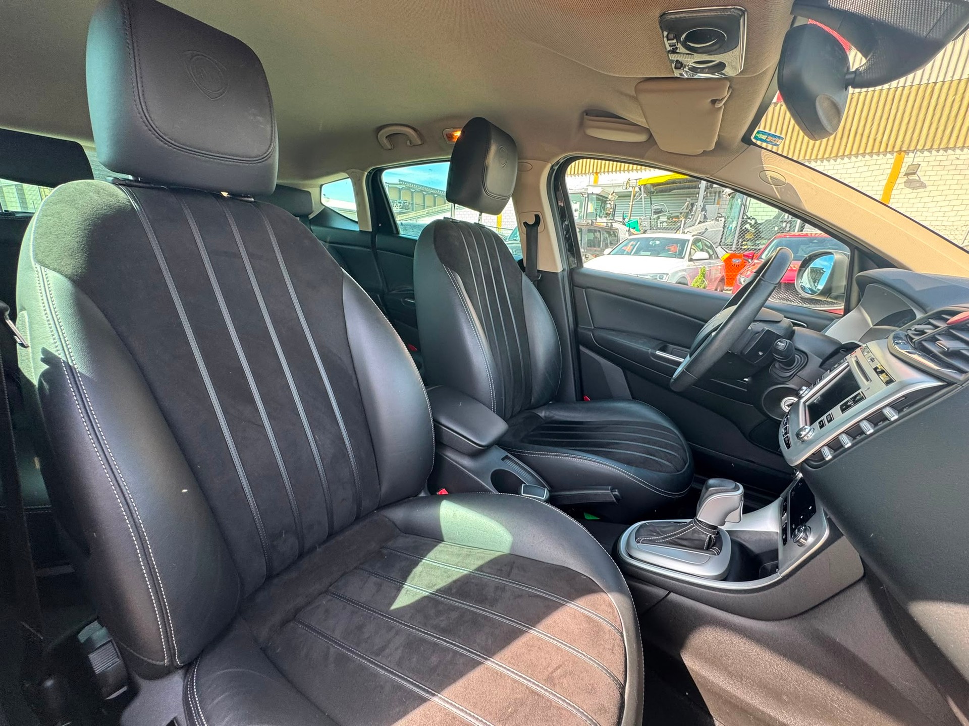 LANCIA Delta 1.8 Turbo-Jet Sportronic-image-8