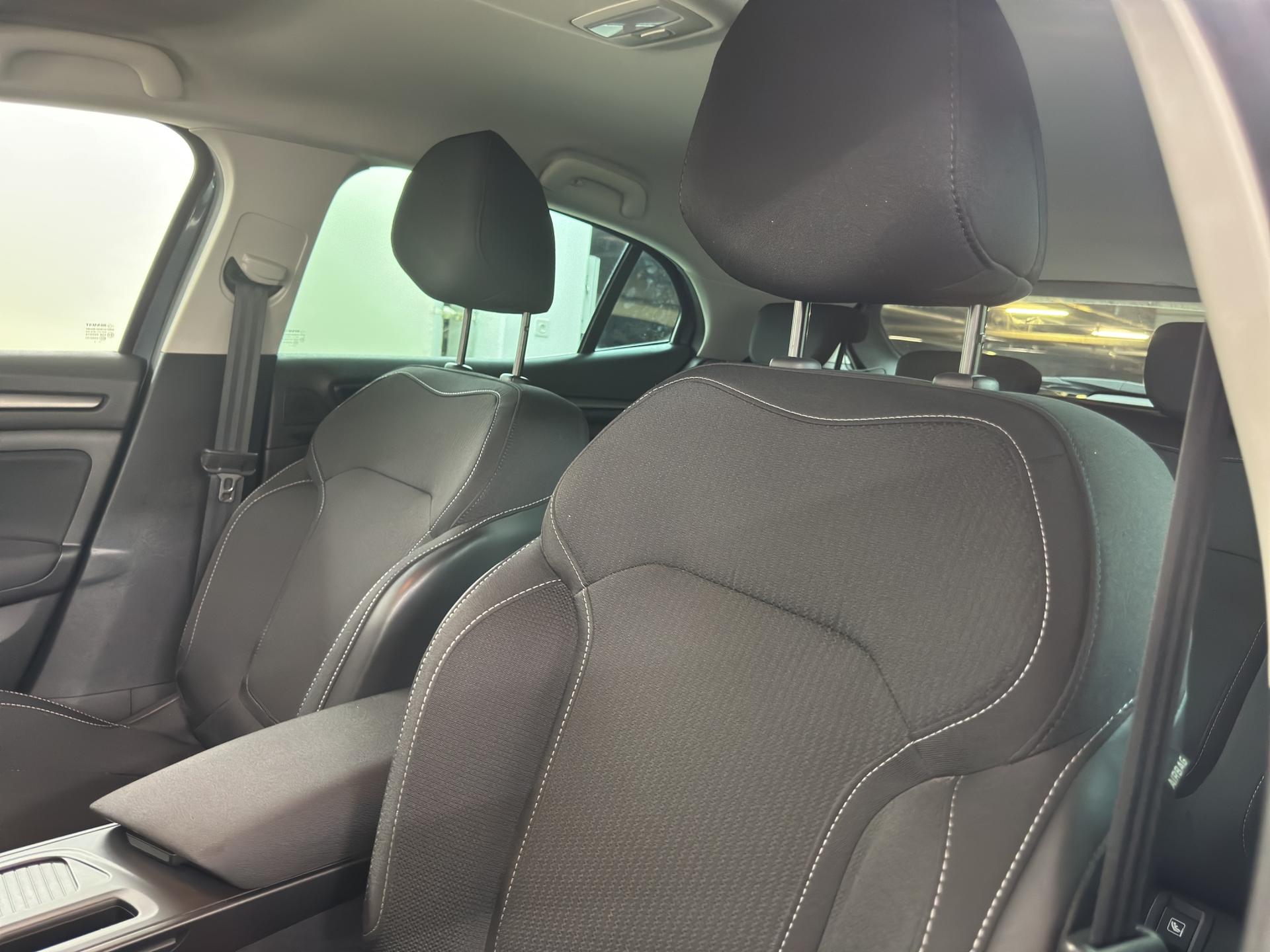 RENAULT Mégane Berline 1.6 E-Tech Intens-image-20