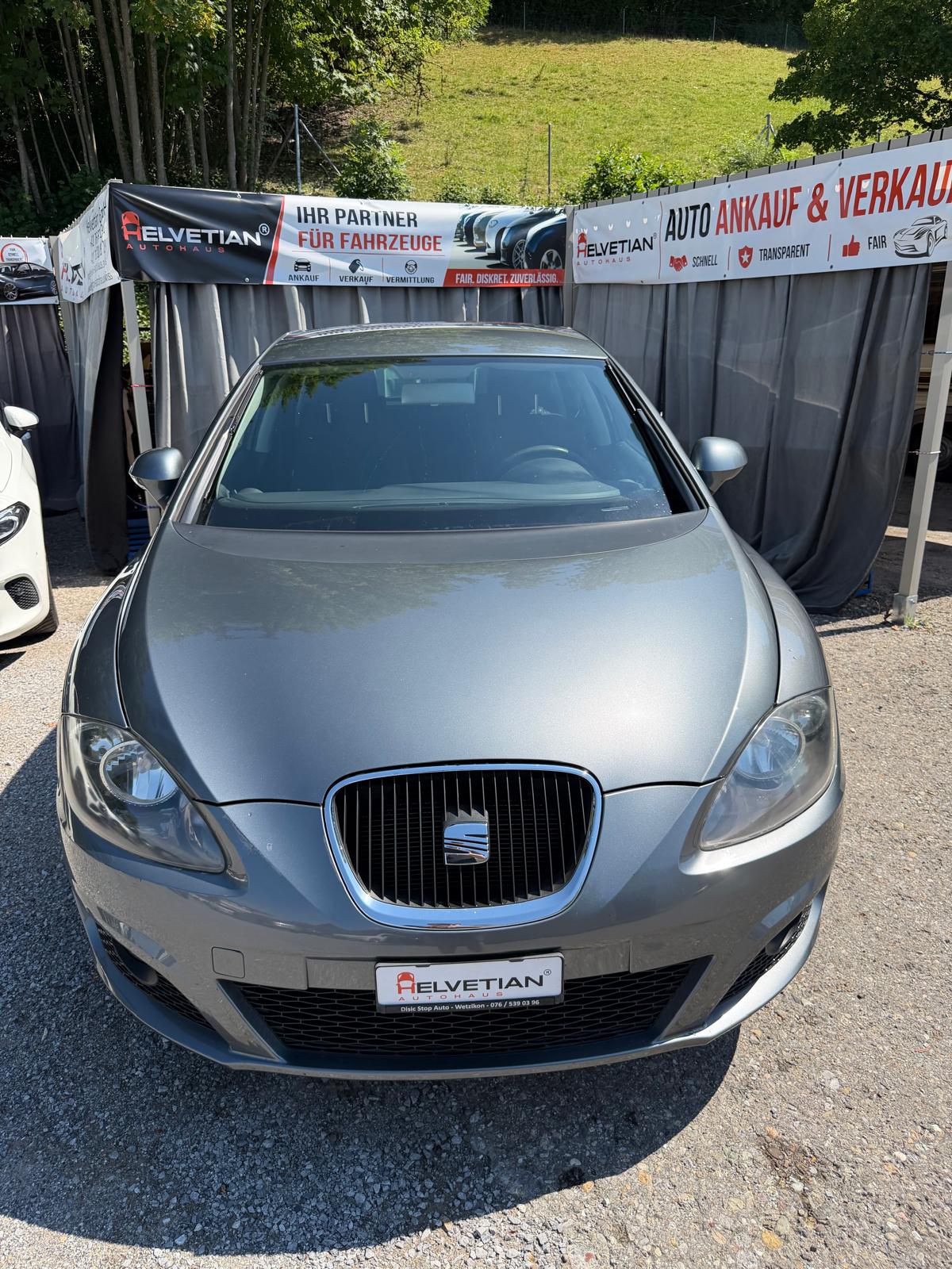 SEAT Leon 1.2 TSI COPA Reference-showroom-element-2