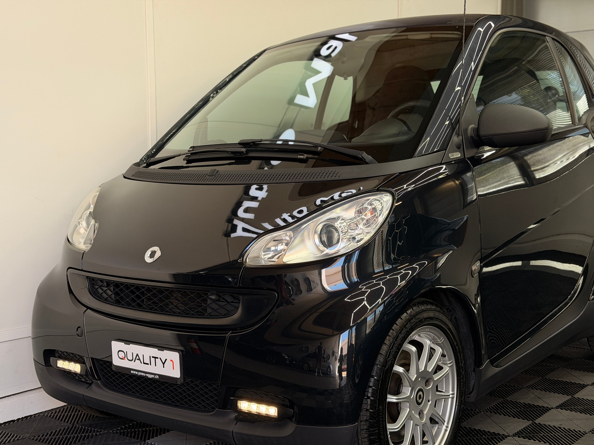 SMART fortwo pure mhd softouch-showroom-element-2